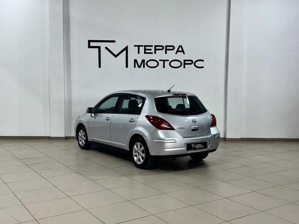 Nissan Tiida I с пробегом 2007 года, цена 400 000 рублей, 301000 км, хэтчбек, Автокод Объявления