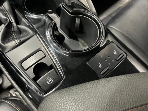 Toyota Camry VIII (XV70) с пробегом 2019 года, цена 2 970 000 рублей, 106210 км, седан, Автокод Объявления