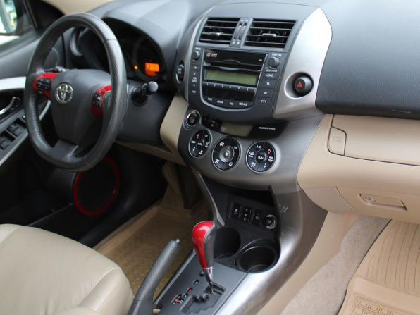 Toyota RAV4 III (XA30) Рестайлинг с пробегом 2012 года, цена 1 699 000 рублей, 69557 км, внедорожник, Автокод Объявления