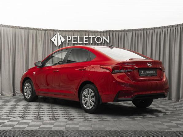 Hyundai Solaris II с пробегом 2019 года, цена 1 330 000 рублей, 141125 км, седан, Автокод Объявления