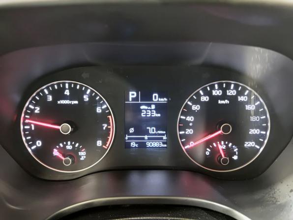 Kia Rio IV Рестайлинг с пробегом 2021 года, цена 1 600 000 рублей, 90000 км, седан, Автокод Объявления