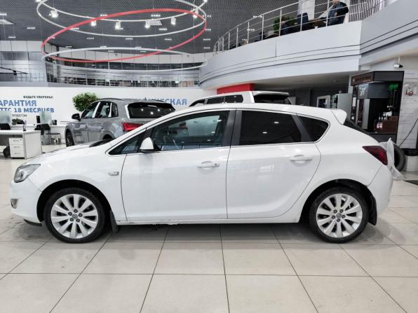 Opel Astra J с пробегом 2011 года, цена 640 000 рублей, 164651 км, хэтчбек, Автокод Объявления