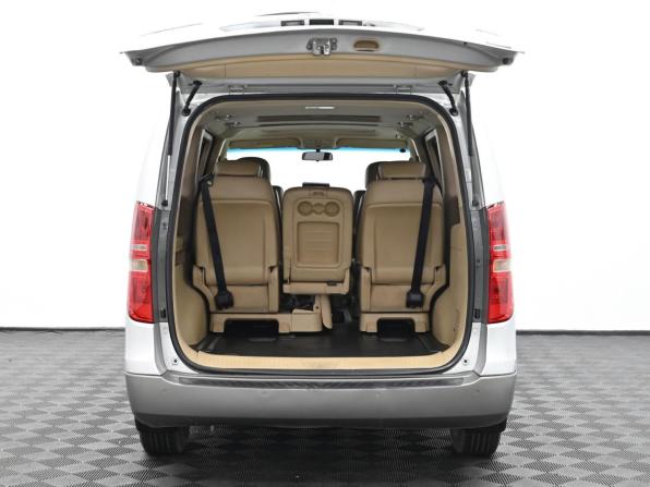Hyundai Grand Starex I с пробегом 2011 года, цена 1 349 000 рублей, 180000 км, минивэн, Автокод Объявления