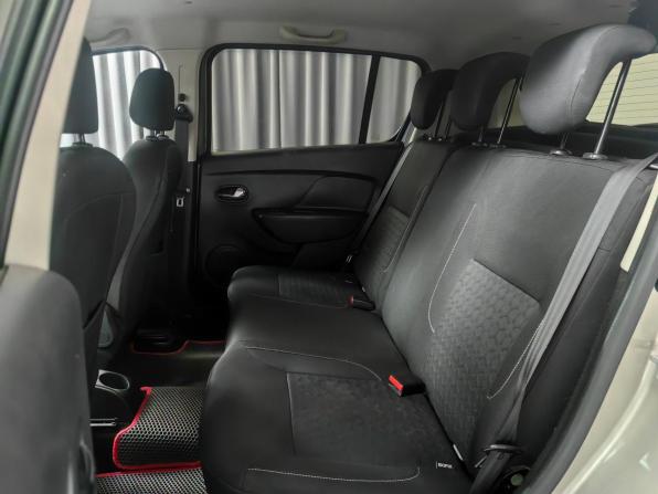Renault Sandero II с пробегом 2014 года, цена 719 000 рублей, 158759 км, хэтчбек, Автокод Объявления