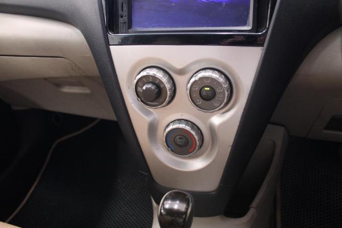 Toyota Belta I с пробегом 2006 года, цена 378 000 рублей, 304953 км, седан, Автокод Объявления
