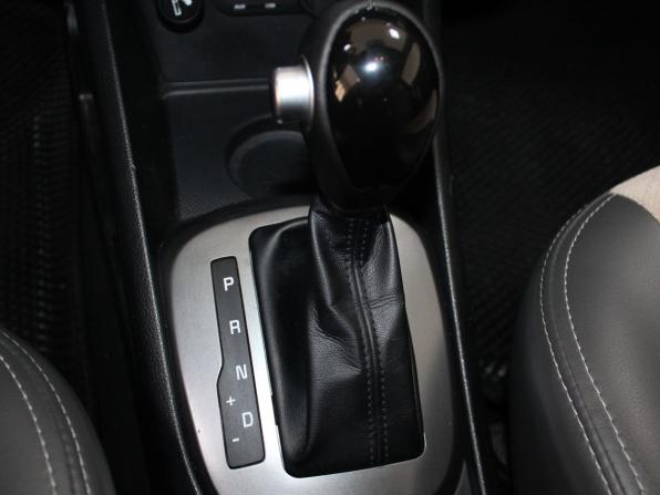 Kia Rio III Рестайлинг с пробегом 2017 года, цена 1 199 900 рублей, 114223 км, хэтчбек, Автокод Объявления