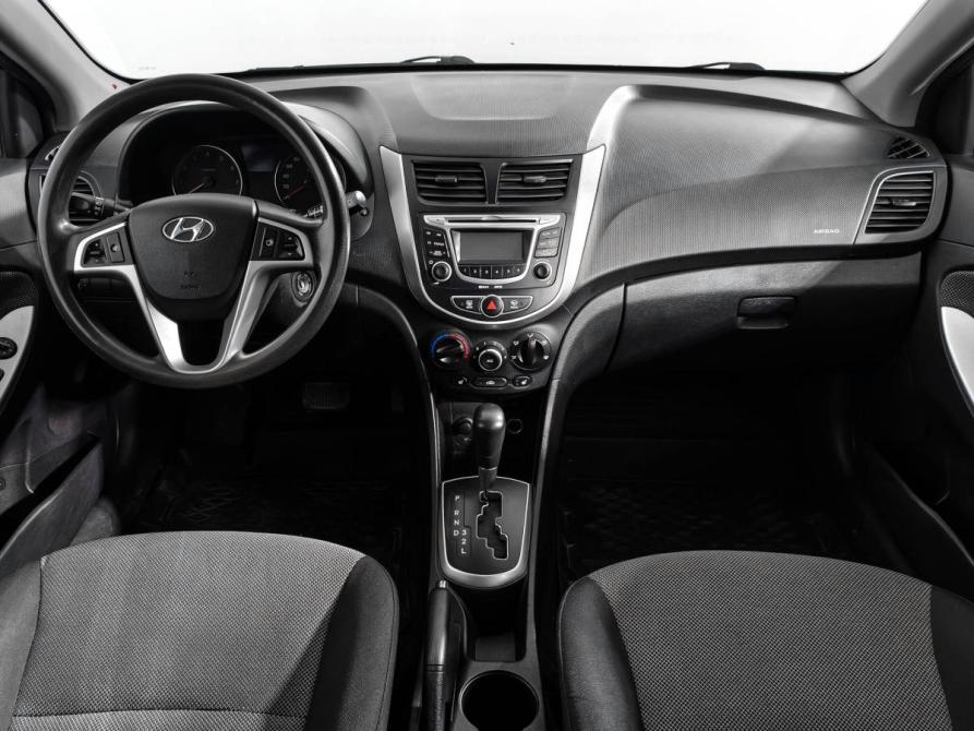 Hyundai Solaris I Санкт-Петербург  - изображение 14