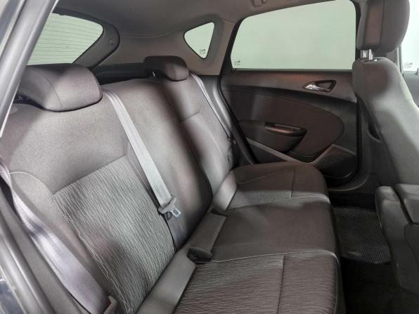 Opel Astra J Рестайлинг с пробегом 2014 года, цена 713 000 рублей, 177564 км, хэтчбек, Автокод Объявления