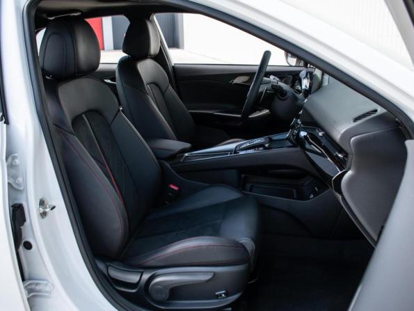 Hyundai Lafesta I Рестайлинг с пробегом 2025 года, цена 3 075 000 рублей, 25 км, седан, Автокод Объявления