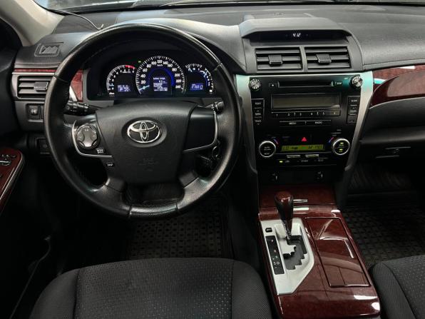 Toyota Camry VII (XV50) с пробегом 2012 года, цена 1 540 000 рублей, 215000 км, седан, Автокод Объявления