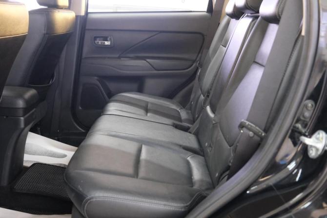Mitsubishi Outlander III Рестайлинг 2 с пробегом 2018 года, цена 3 249 000 рублей, 111704 км, внедорожник, Автокод Объявления