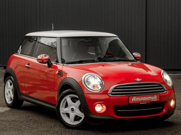 Mini Hatch II (R56) Рестайлинг с пробегом 2012 года, цена 1 000 000 рублей, 105971 км, хэтчбек, Автокод Объявления