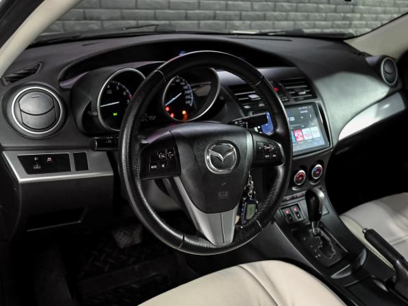 Mazda 3 II (BL) Рестайлинг с пробегом 2012 года, цена 1 000 000 рублей, 174426 км, седан, Автокод Объявления