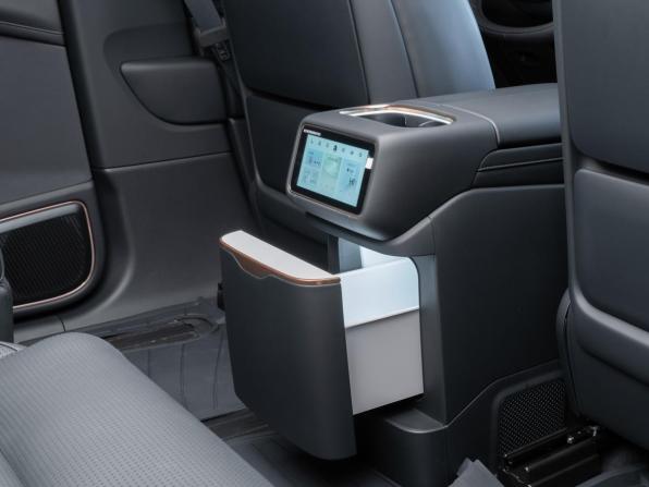Новый Lynk &amp; Co 900 2026 года, цена 8 350 000 рублей, внедорожник, Автокод Объявления