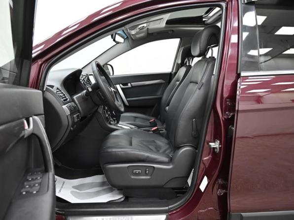 Chevrolet Captiva I Рестайлинг с пробегом 2013 года, цена 779 000 рублей, 130850 км, внедорожник, Автокод Объявления
