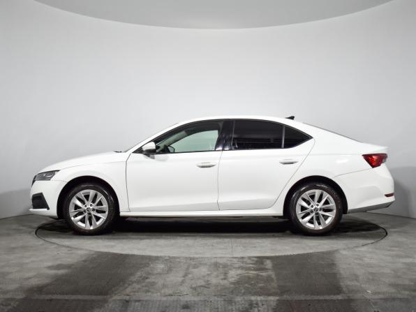 Skoda Octavia IV (A8) с пробегом 2022 года, цена 1 820 592 рубля, 79701 км, лифтбек, Автокод Объявления
