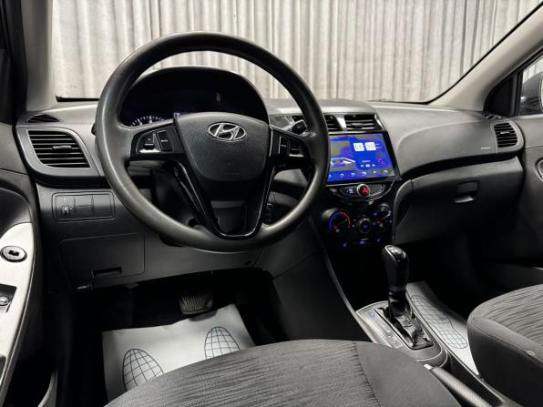 Hyundai Solaris I Рестайлинг с пробегом 2014 года, цена 800 000 рублей, 273982 км, седан, Автокод Объявления