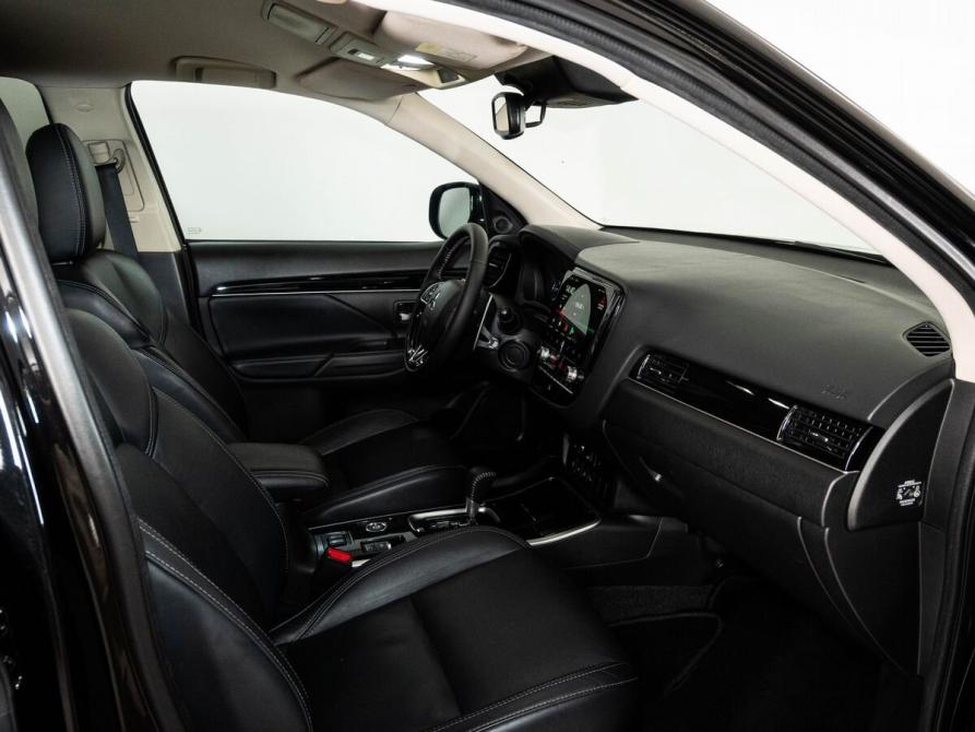 Mitsubishi Outlander III Рестайлинг 3 Казань  - изображение 6