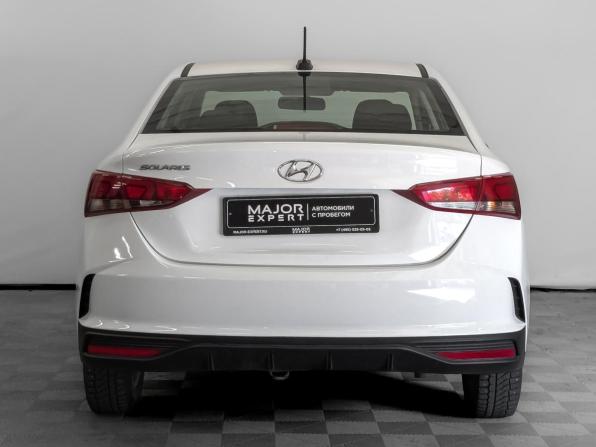 Hyundai Solaris II Рестайлинг с пробегом 2022 года, цена 1 615 000 рублей, 85069 км, седан, Автокод Объявления