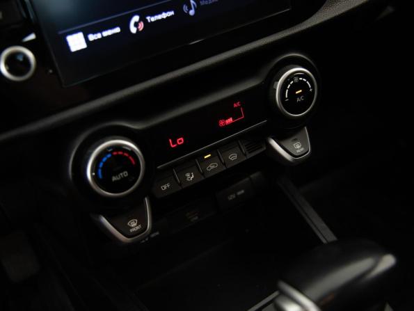 Kia Rio IV Рестайлинг с пробегом 2021 года, цена 1 689 000 рублей, 95436 км, седан, Автокод Объявления