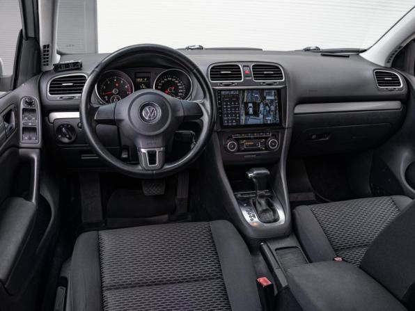 Volkswagen Golf VI с пробегом 2010 года, цена 700 000 рублей, 215557 км, хэтчбек, Автокод Объявления