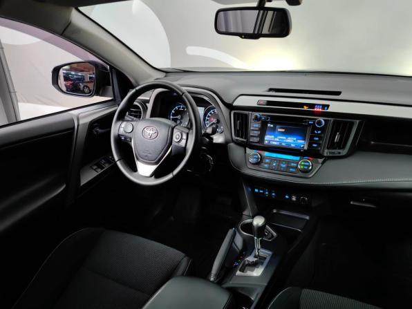 Toyota RAV4 IV (XA40) Рестайлинг с пробегом 2016 года, цена 2 122 000 рублей, 115459 км, внедорожник, Автокод Объявления