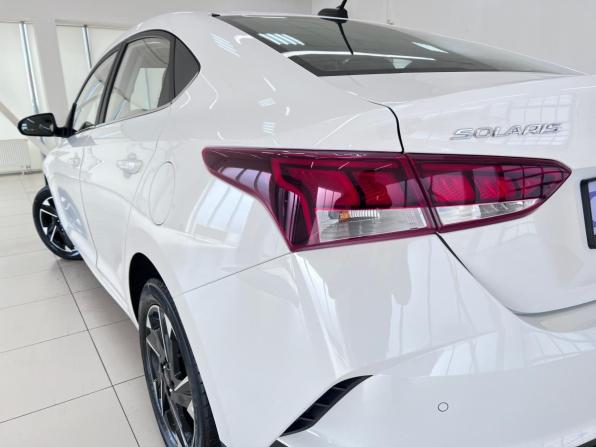 Hyundai Solaris II Рестайлинг с пробегом 2021 года, цена 1 650 000 рублей, 94222 км, седан, Автокод Объявления