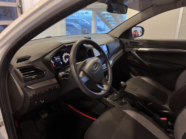 Lada (ВАЗ) Vesta I Рестайлинг (NG) с пробегом 2023 года, цена 1 265 000 рублей, 45459 км, седан, Автокод Объявления