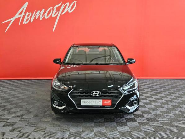 Hyundai Solaris II с пробегом 2018 года, цена 1 245 000 рублей, 122539 км, седан, Автокод Объявления