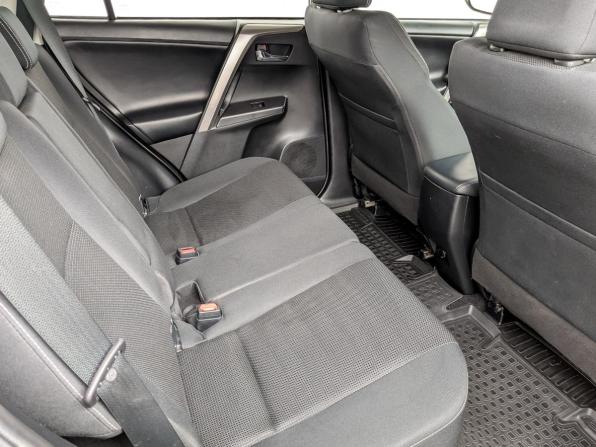 Toyota RAV4 IV (XA40) Рестайлинг с пробегом 2018 года, цена 2 160 000 рублей, 193978 км, внедорожник, Автокод Объявления