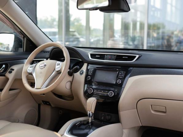 Nissan X-Trail III с пробегом 2015 года, цена 1 680 000 рублей, 228558 км, внедорожник, Автокод Объявления