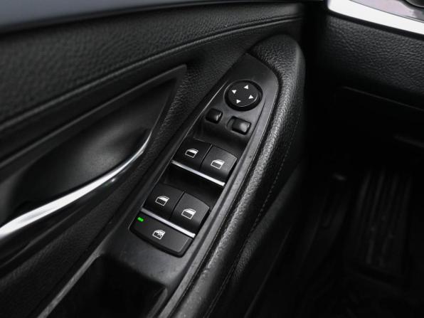 BMW 5 серии VI (F10/F11/F07) Рестайлинг с пробегом 2015 года, цена 1 999 000 рублей, 212084 км, седан, Автокод Объявления