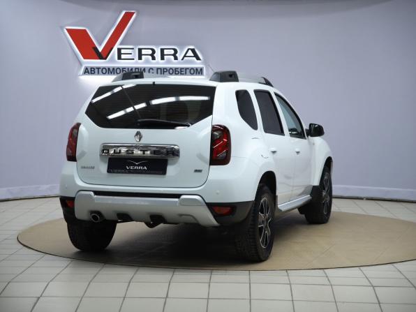 Renault Duster I Рестайлинг с пробегом 2017 года, цена 1 370 000 рублей, 170292 км, внедорожник, Автокод Объявления