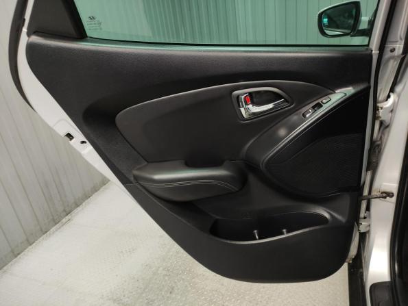 Hyundai ix35 I с пробегом 2011 года, цена 1 248 000 рублей, 176329 км, внедорожник, Автокод Объявления