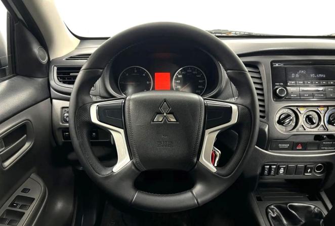 Mitsubishi L200 V с пробегом 2017 года, цена 2 490 000 рублей, 86825 км, offers.body_type.unknown, Автокод Объявления
