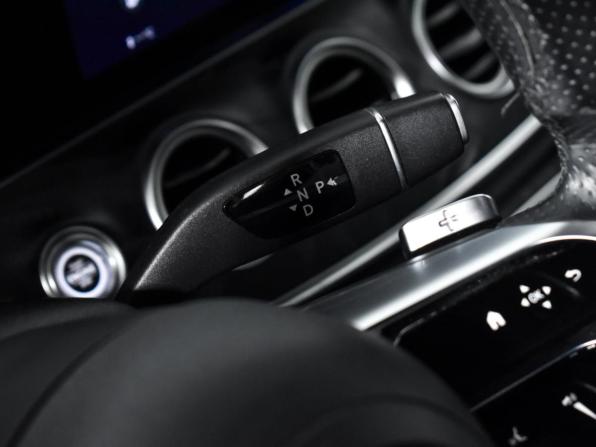 Mercedes-Benz E-Класс V (W213 S213 C238) Рестайлинг с пробегом 2021 года, цена 3 830 000 рублей, 88000 км, седан, Автокод Объявления