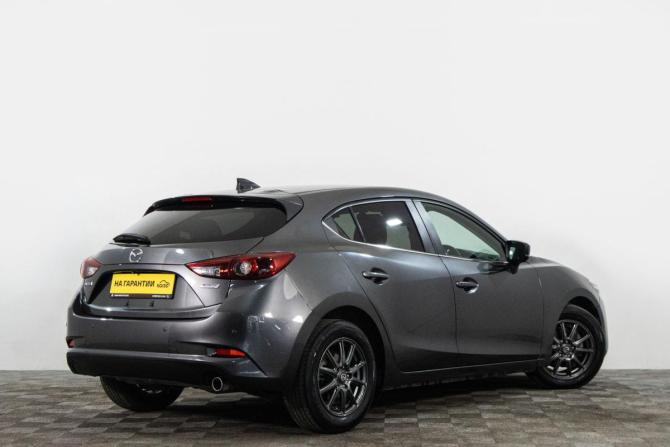 Mazda Axela III Рестайлинг с пробегом 2018 года, цена 1 649 000 рублей, 56000 км, хэтчбек, Автокод Объявления