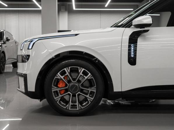 Lynk &amp; Co 900 с пробегом 2026 года, цена 7 775 000 рублей, 50 км, внедорожник, Автокод Объявления