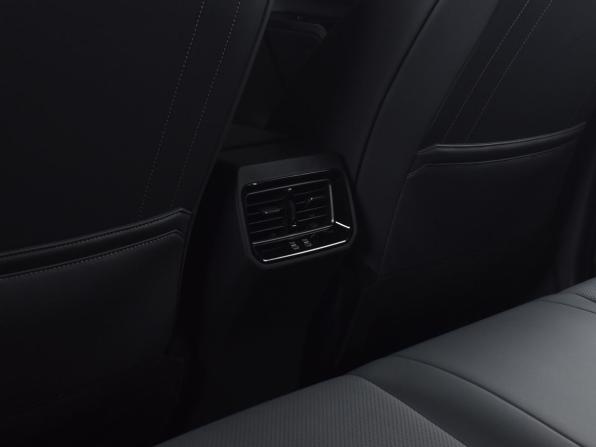 Toyota RAV4 VI (XA60) с пробегом 2026 года, цена 4 049 995 рублей, 1179 км, внедорожник, Автокод Объявления