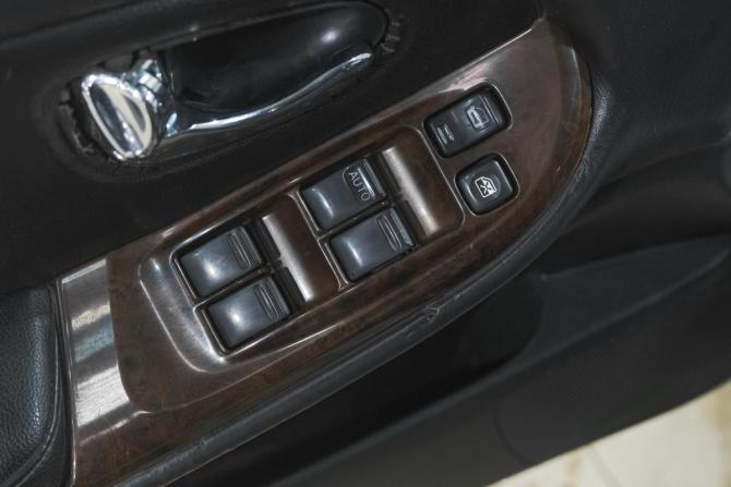Nissan Maxima V (A33) с пробегом 2001 года, цена 249 000 рублей, 310000 км, седан, Автокод Объявления