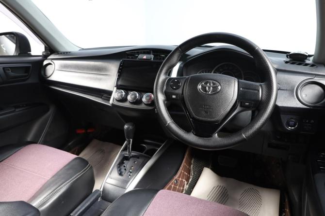 Toyota Corolla XI (E160 E170) Рестайлинг 2 с пробегом 2019 года, цена 1 599 000 рублей, 155001 км, универсал, Автокод Объявления