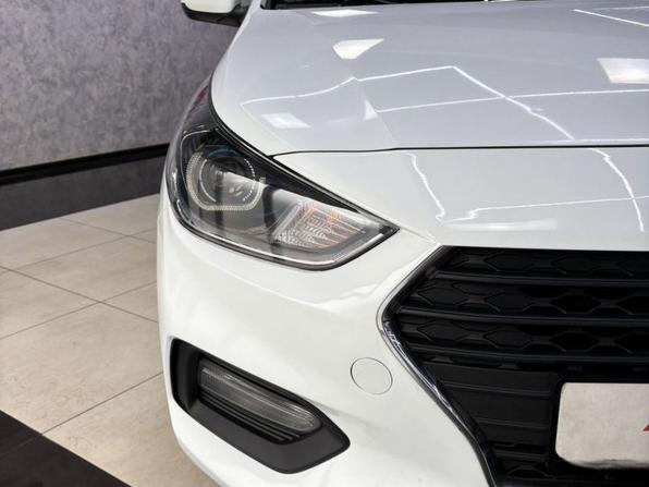 Hyundai Solaris II с пробегом 2017 года, цена 1 195 000 рублей, 108048 км, седан, Автокод Объявления