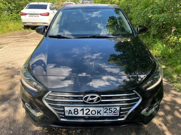 Hyundai Solaris II с пробегом 2017 года, цена 1 349 000 рублей, 98840 км, седан, Автокод Объявления