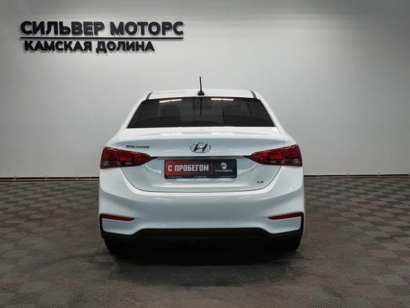 Hyundai Solaris II с пробегом 2018 года, цена 1 245 000 рублей, 122500 км, седан, Автокод Объявления