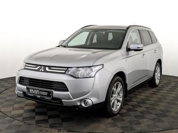 Mitsubishi Outlander III с пробегом 2014 года, цена 2 300 000 рублей, 43000 км, внедорожник, Автокод Объявления