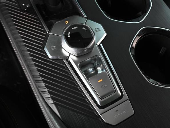 Changan UNI-K с пробегом 2024 года, цена 3 099 000 рублей, 27801 км, внедорожник, Автокод Объявления