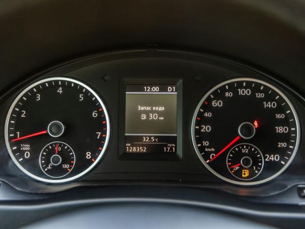 Volkswagen Tiguan I Рестайлинг с пробегом 2012 года, цена 1 548 000 рублей, 128352 км, внедорожник, Автокод Объявления