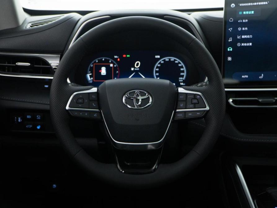 Toyota Highlander IV (XU70) Москва  - изображение 17
