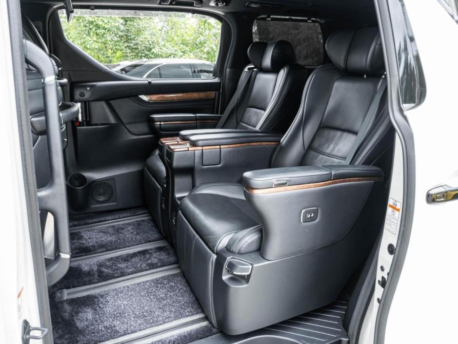 Toyota Alphard III Ставрополь  - изображение 7