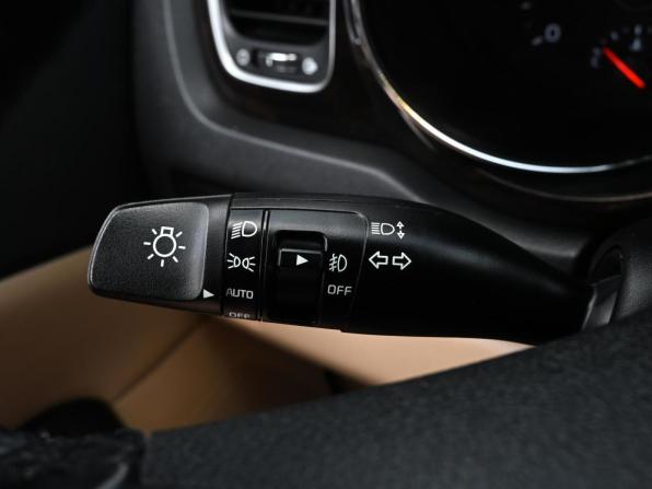 Kia Carnival III с пробегом 2019 года, цена 2 369 000 рублей, 166526 км, минивэн, Автокод Объявления